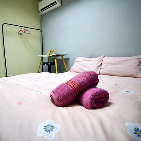 Swanling Kuching Hostel ภายนอก รูปภาพ