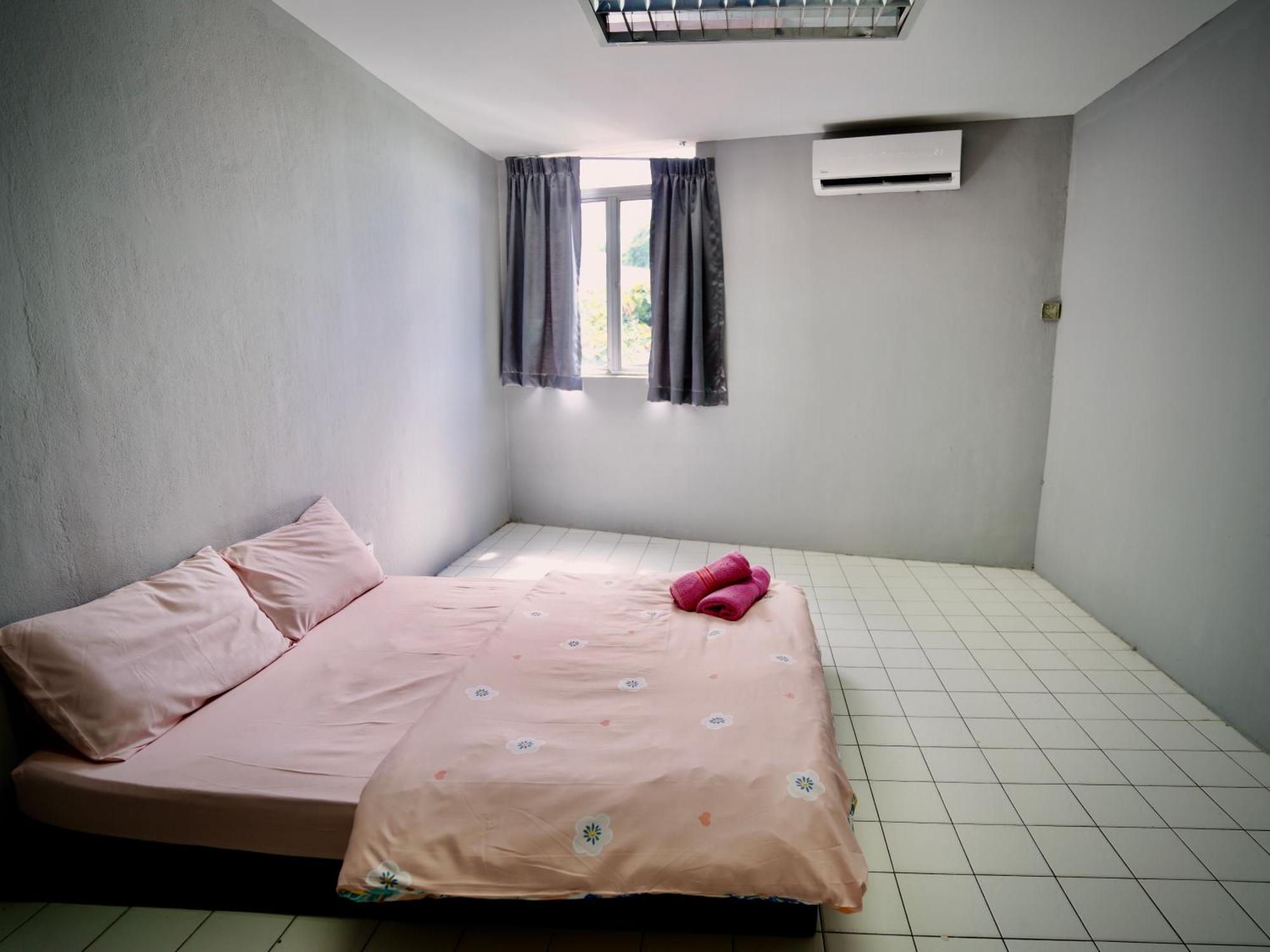 Swanling Kuching Hostel ภายนอก รูปภาพ